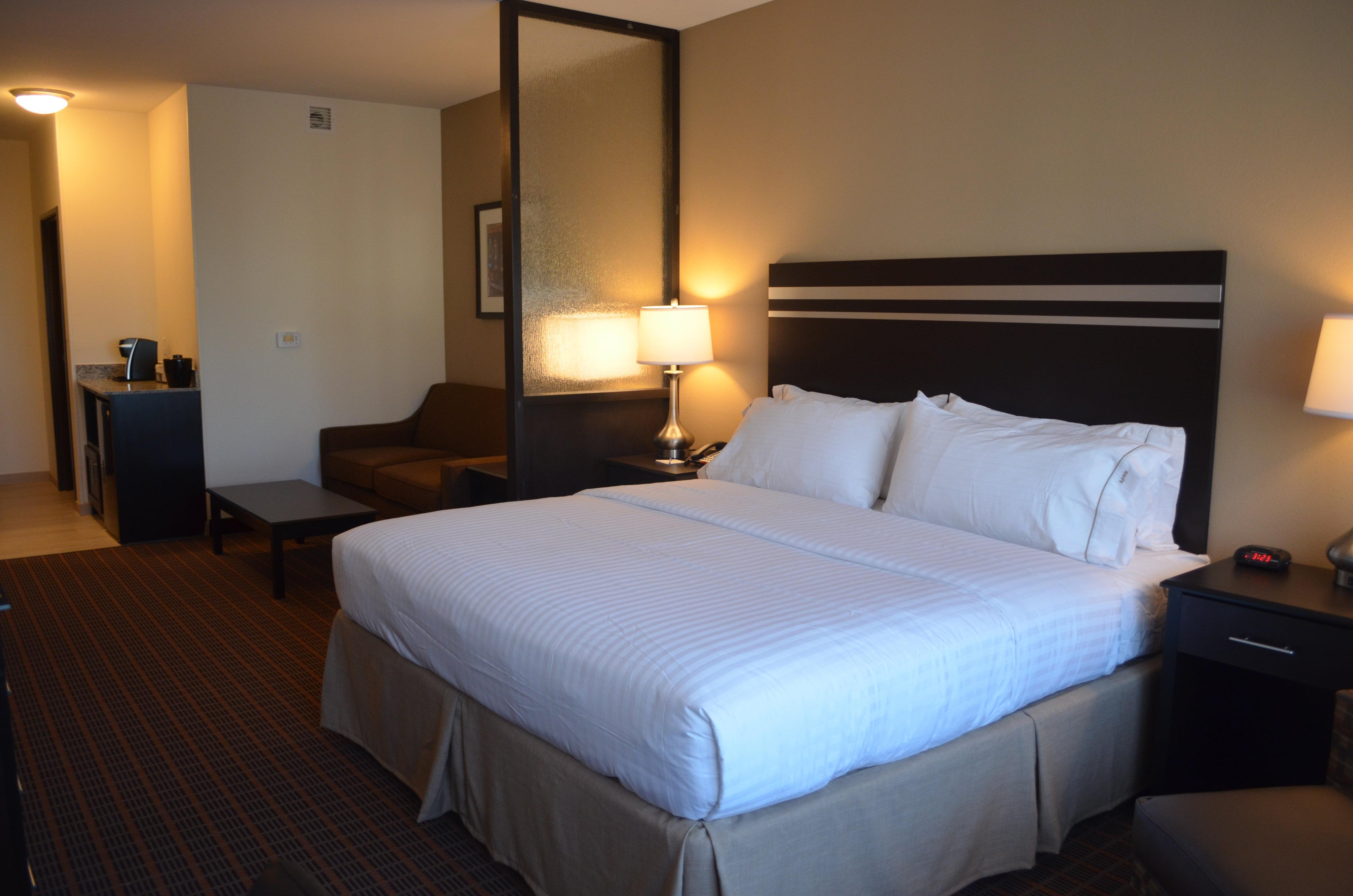Holiday Inn Express & Suites Golden By Ihg Ngoại thất bức ảnh